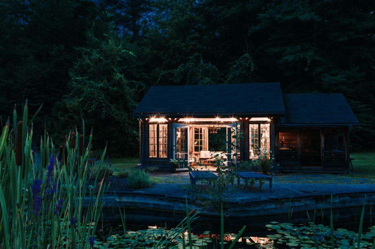 Foxfire Mountain House Hotel Mount Pleasant Bagian luar foto