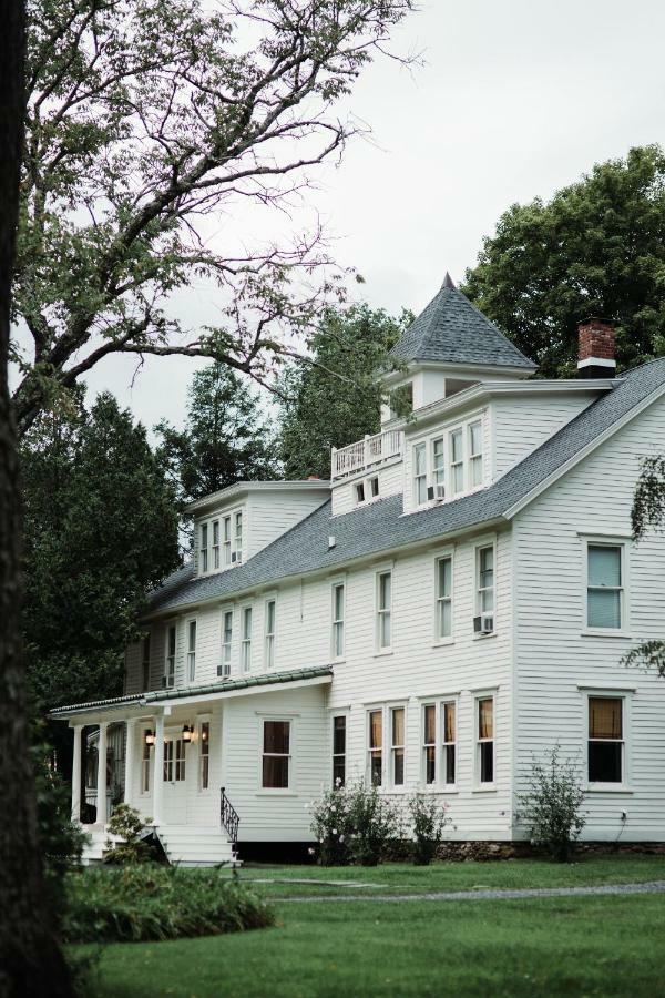 Foxfire Mountain House Hotel Mount Pleasant Bagian luar foto
